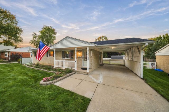 223 Harper Drive, Saline City, MI 48176