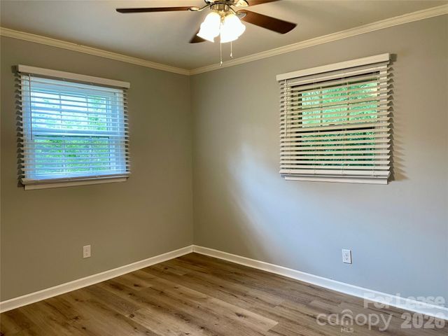 819 Markwell Drive, Matthews, NC 28105