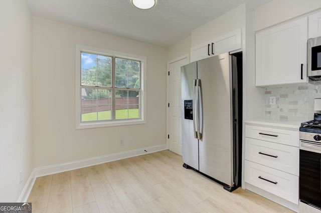 1039 Boardwalk Drive, Lawrenceville, GA 30044