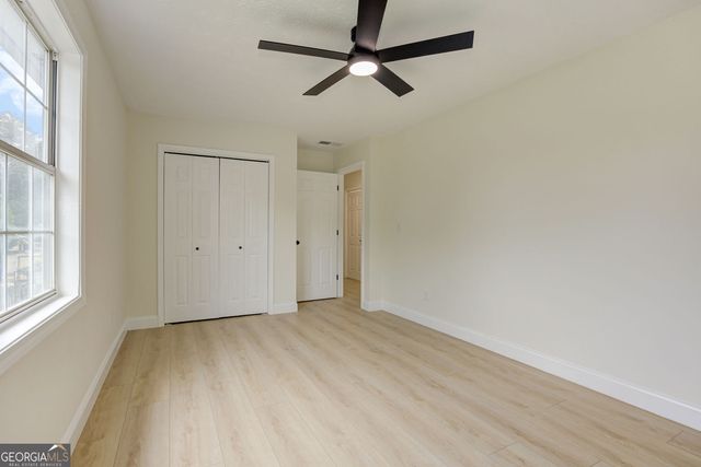 1039 Boardwalk Drive, Lawrenceville, GA 30044