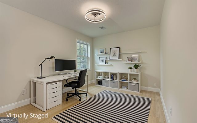 1039 Boardwalk Drive, Lawrenceville, GA 30044