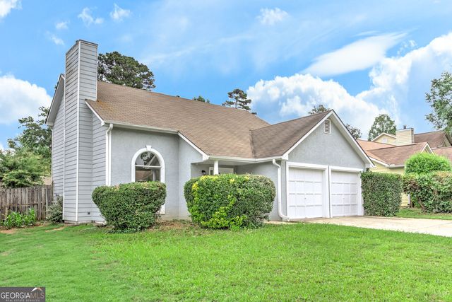 1039 Boardwalk Drive, Lawrenceville, GA 30044