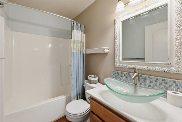 7807 N H St, Spokane, WA 99205