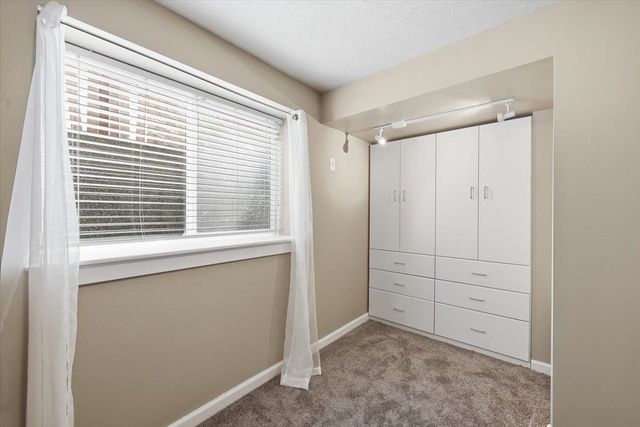 7807 N H St, Spokane, WA 99205