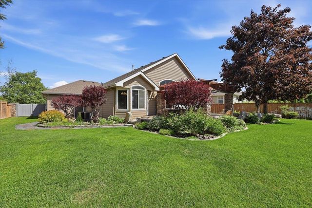 7807 N H St, Spokane, WA 99205