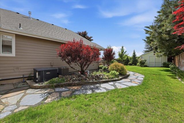 7807 N H St, Spokane, WA 99205
