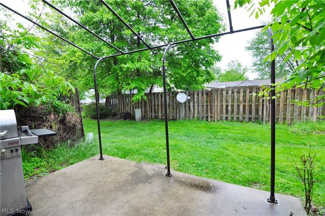 410 Lafayette Road 18, Medina, OH 44256