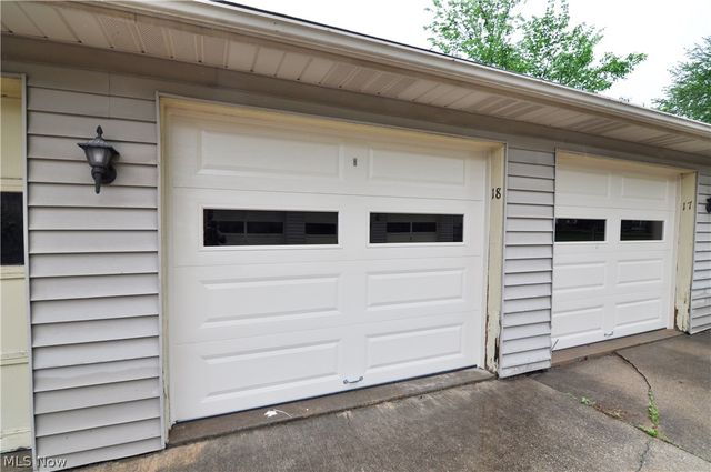 410 Lafayette Road 18, Medina, OH 44256