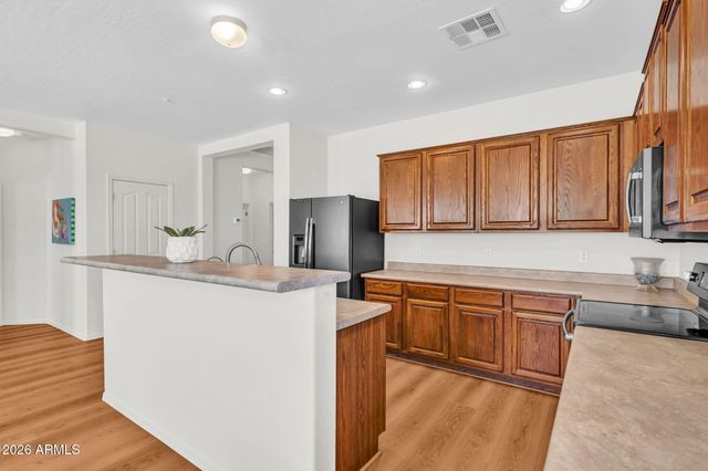 12611 W ASHBY Drive, Peoria, AZ 85383
