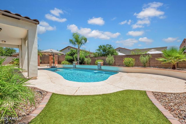 12611 W ASHBY Drive, Peoria, AZ 85383