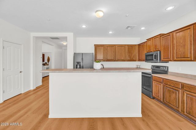 12611 W ASHBY Drive, Peoria, AZ 85383