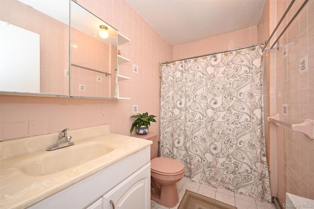 92-38 55th Avenue, Elmhurst, NY 11373