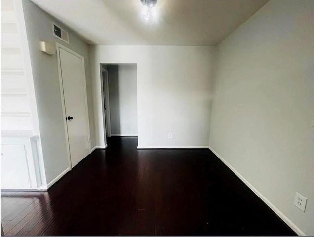 5123 Del Monte Drive 1, Houston, TX 77056