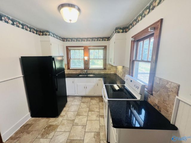 1457 Jeff Road, Huntsville, AL 35806