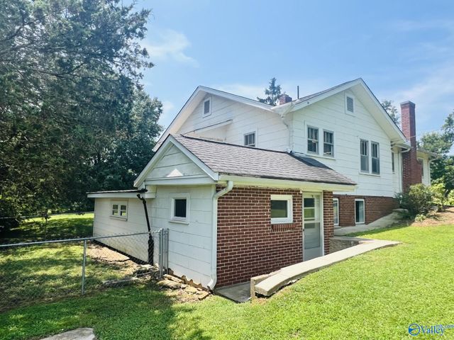 1457 Jeff Road, Huntsville, AL 35806