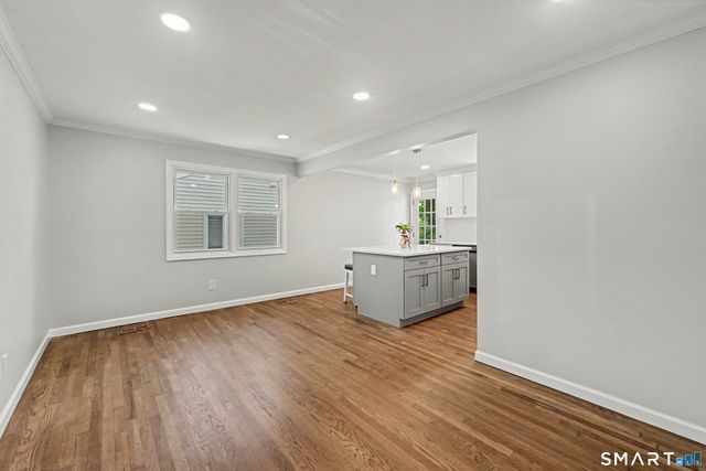 80 Coolidge Avenue, Stamford, CT 06906