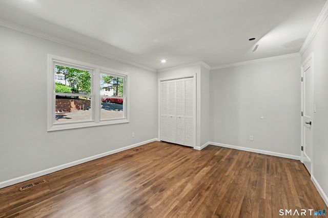 80 Coolidge Avenue, Stamford, CT 06906