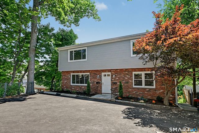 80 Coolidge Avenue, Stamford, CT 06906