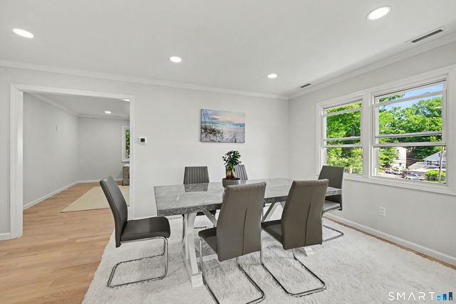 80 Coolidge Avenue, Stamford, CT 06906