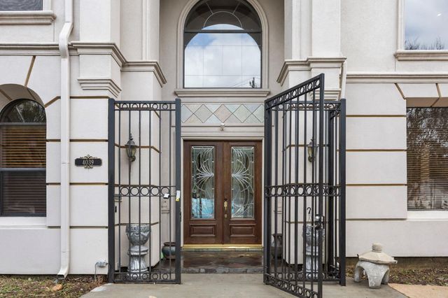 4039 Browning Street, West University Place, TX 77005