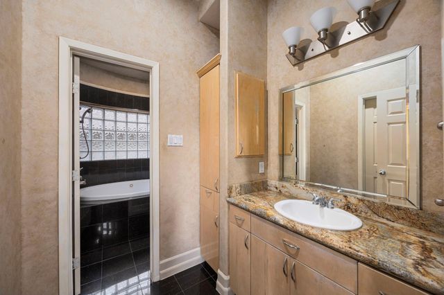 4039 Browning Street, West University Place, TX 77005