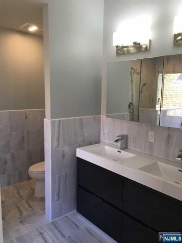 548 Kearney Avenue B, Cliffside Park, NJ 07010