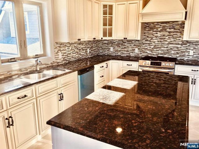 548 Kearney Avenue B, Cliffside Park, NJ 07010