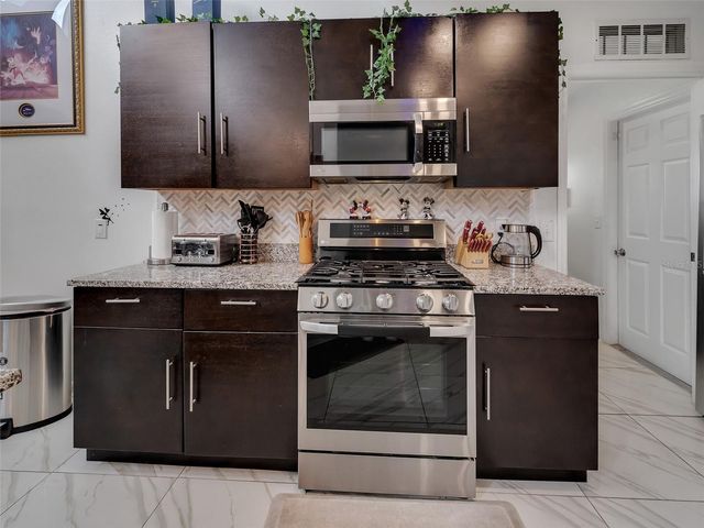 5306 CORAL VINE LANE, Kissimmee, FL 34758