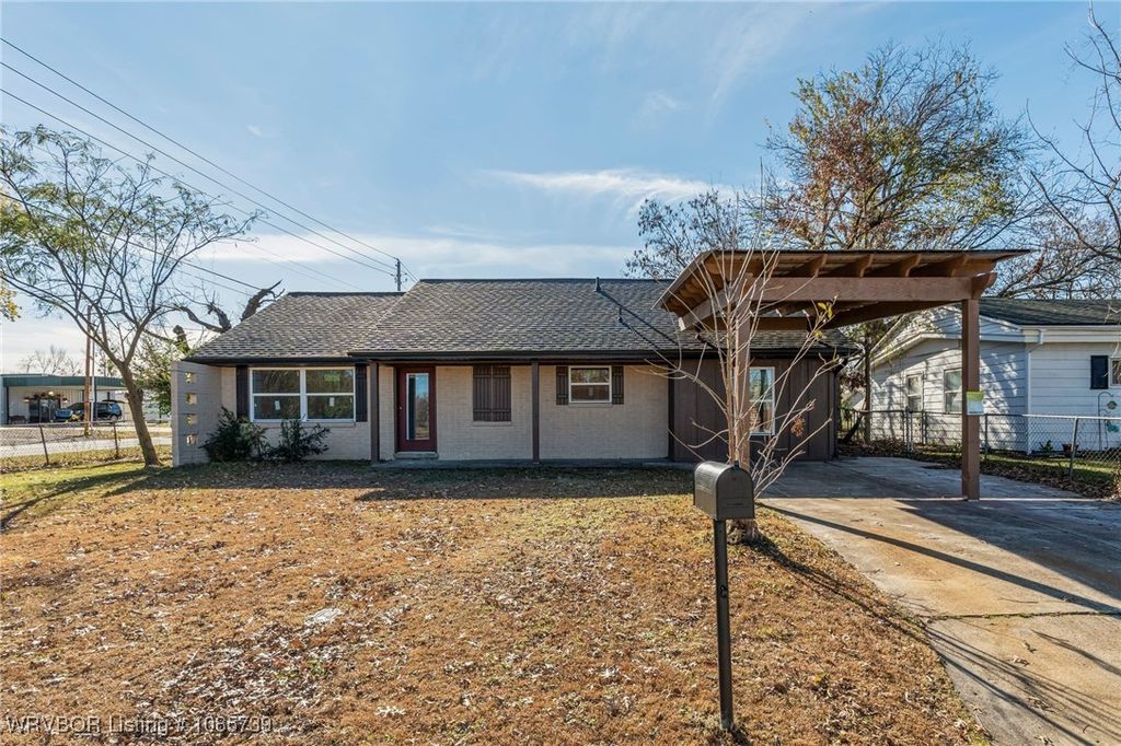 1924 Utica Place, Fort Smith, AR 72901