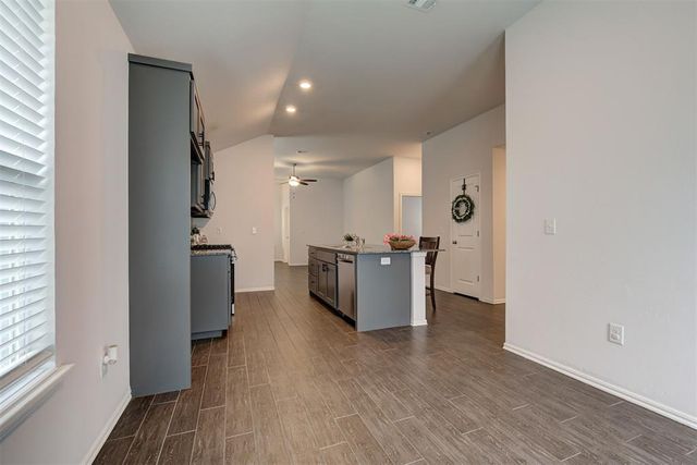 3717 Central Park Drive, Moore, OK 73160