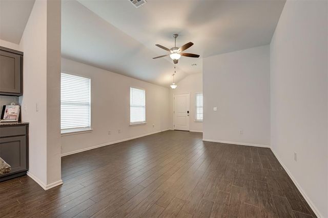 3717 Central Park Drive, Moore, OK 73160