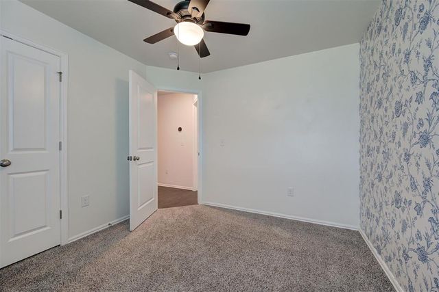 3717 Central Park Drive, Moore, OK 73160