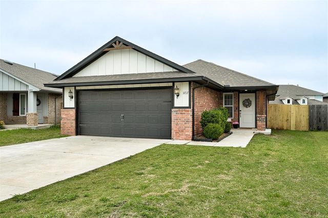 3717 Central Park Drive, Moore, OK 73160