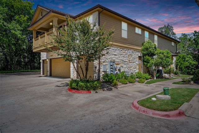 1310 W Parmer LN 2002, Austin, TX 78727