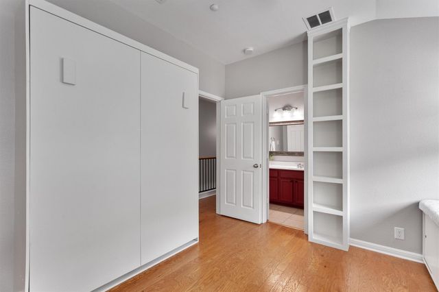 1310 W Parmer LN 2002, Austin, TX 78727