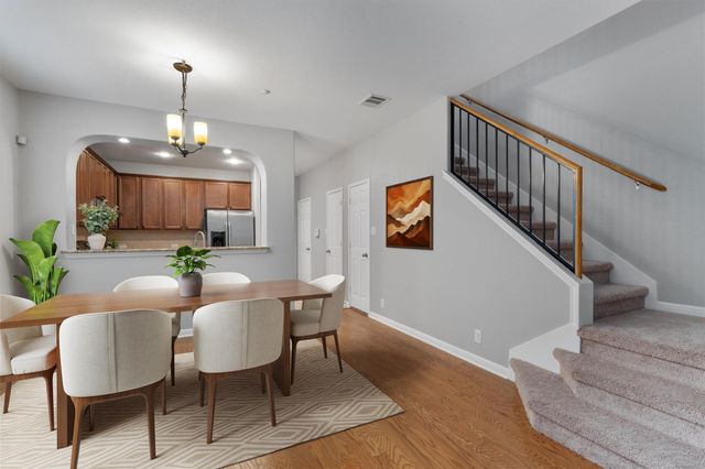 1310 W Parmer LN 2002, Austin, TX 78727