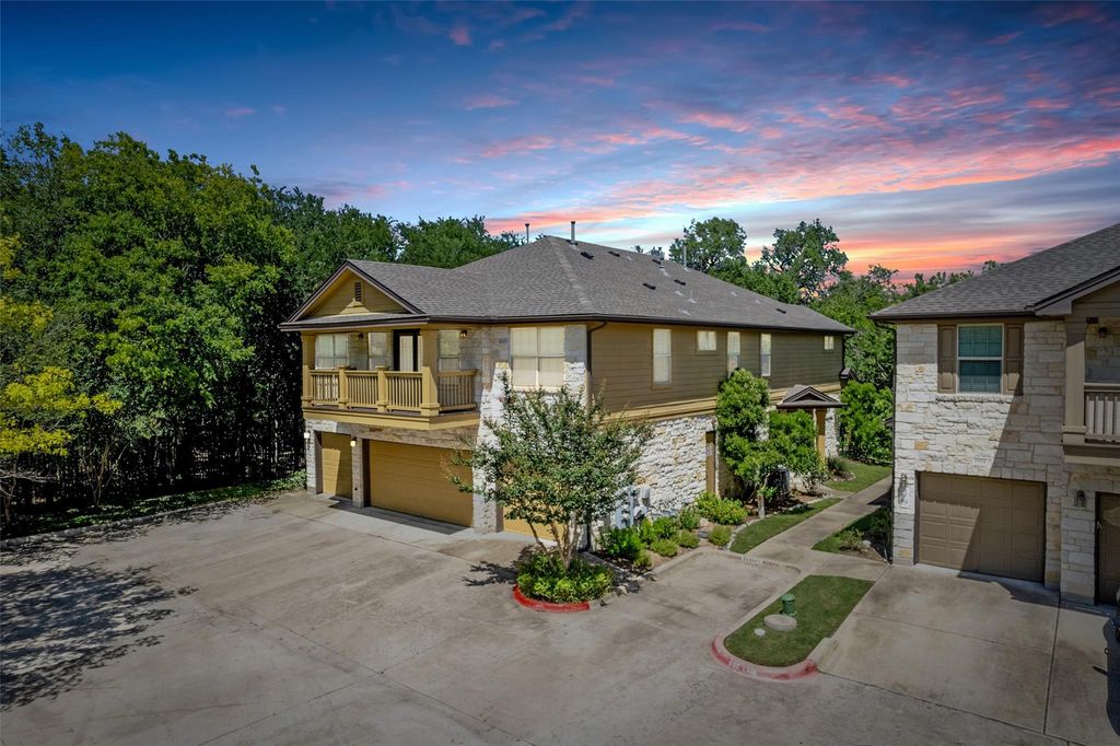 1310 W Parmer LN 2002, Austin, TX 78727