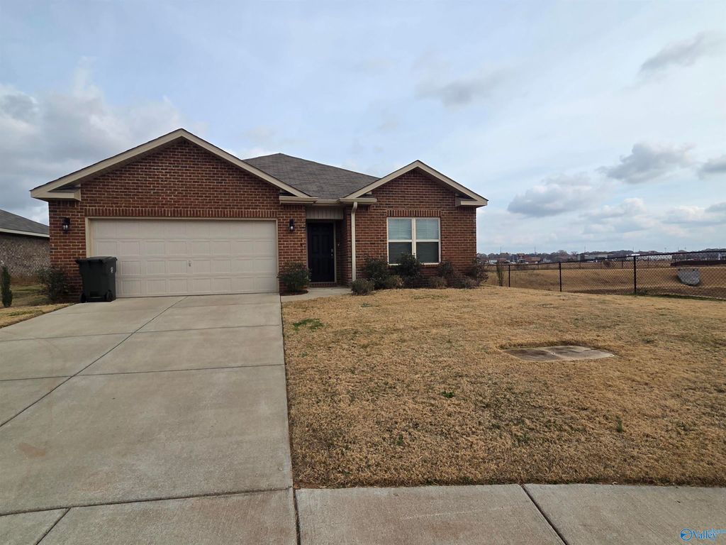 147 Tobin Lane, Hazel Green, AL 35750