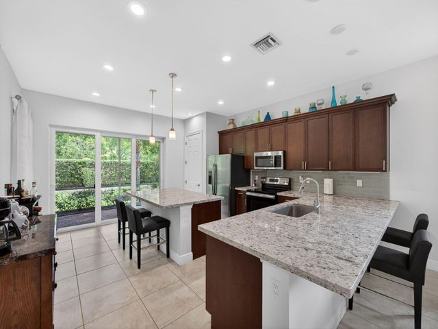 11111 SW Visconti Way, Port St. Lucie, Port St Lucie, FL 34986