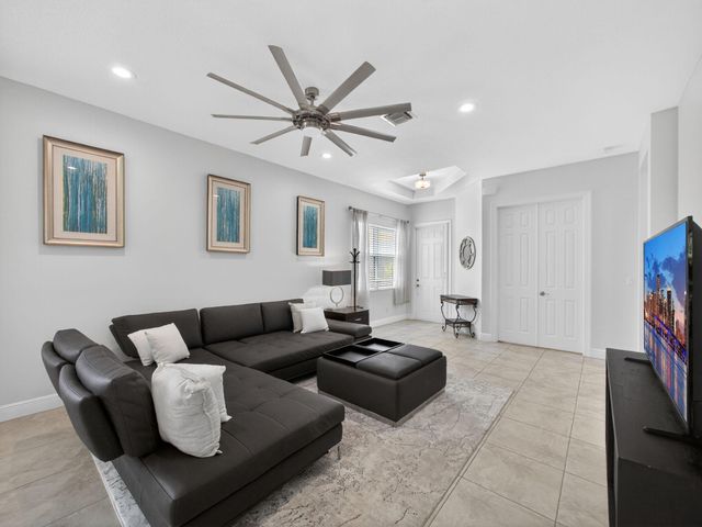 11111 SW Visconti Way, Port St. Lucie, Port St Lucie, FL 34986