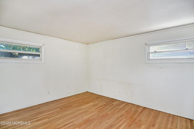 104 Pinetree Drive, Sayreville, NJ 08859