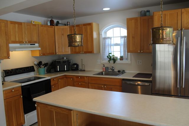 1132 N Meadowbrook Road, White Cloud, MI 49349