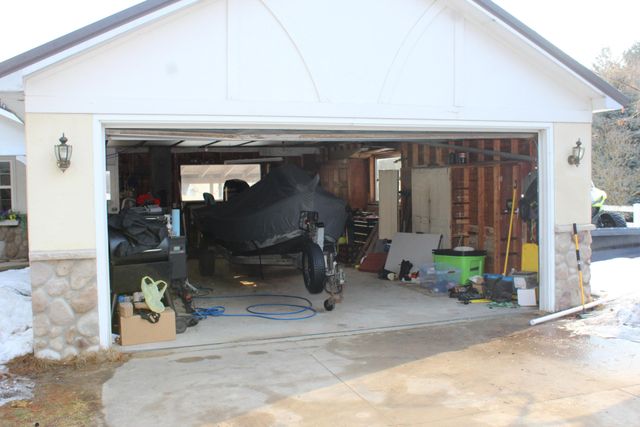 1132 N Meadowbrook Road, White Cloud, MI 49349