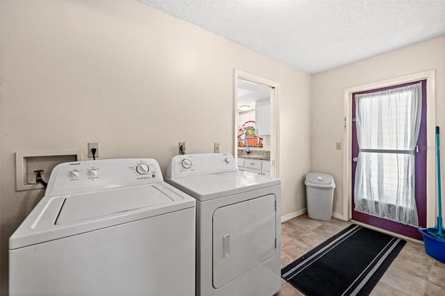 3264 VIRGINIA ROAD, Venice, FL 34293