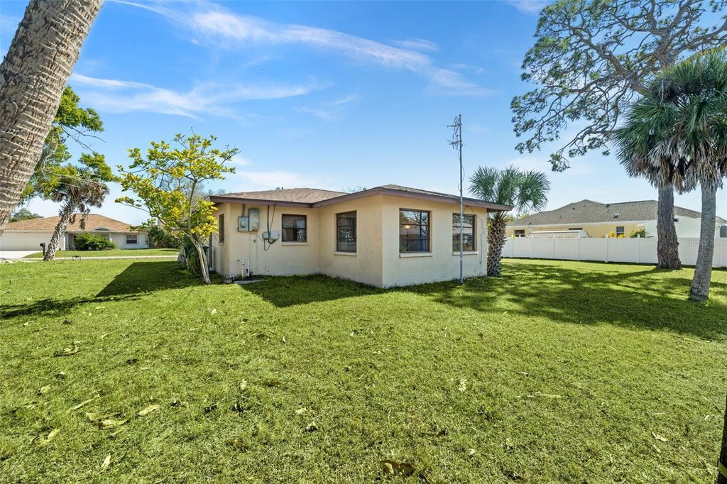 Image 28 of property listing at 3264 VIRGINIA ROAD, Venice, FL 34293