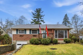 5 Imbler Drive, Greenhills, OH 45218