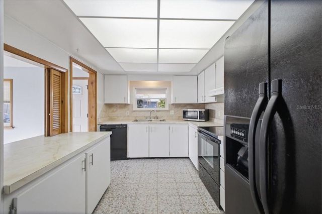 416 MAGNOLIA AVENUE, Anna Maria, FL 34216