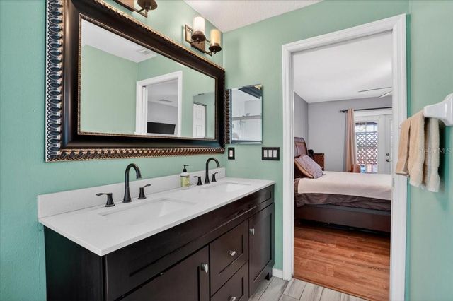 1881 SUMMER WALK CIRCLE, Sarasota, FL 34232