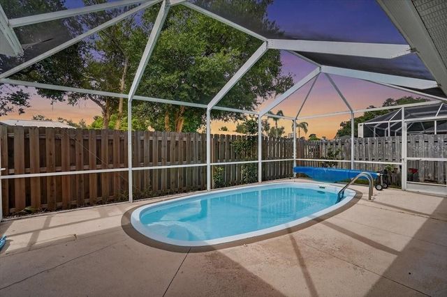 1881 SUMMER WALK CIRCLE, Sarasota, FL 34232