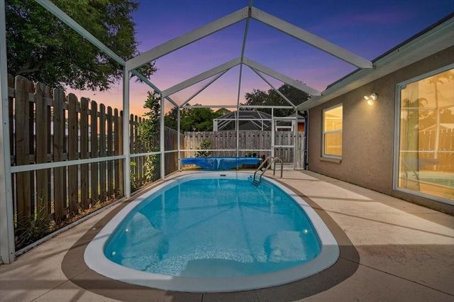 1881 SUMMER WALK CIRCLE, Sarasota, FL 34232